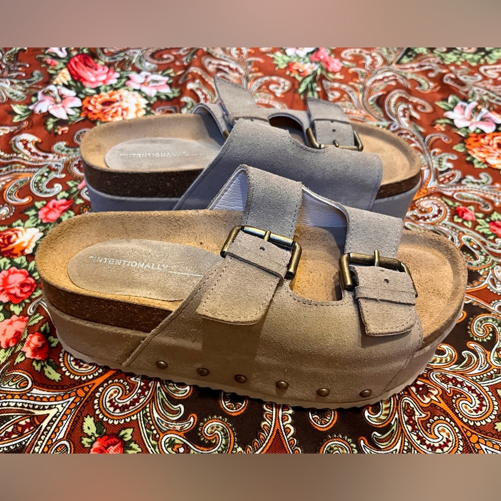 Free People Rule Breaker Beige Flatform Sandal / Intentionally Blank / Size 6